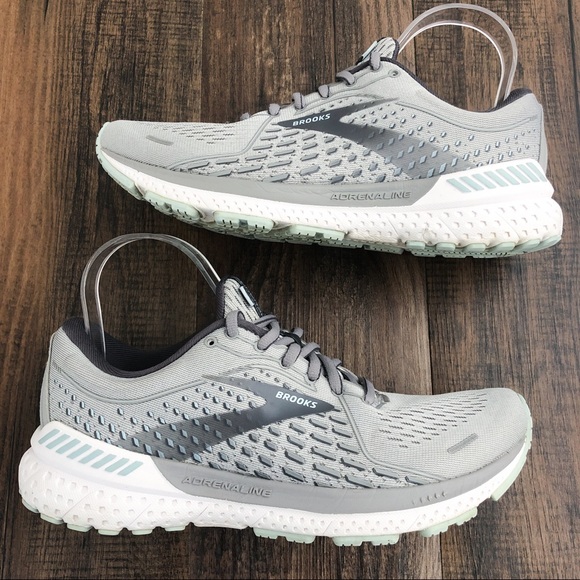 brooks adrenaline size 8
